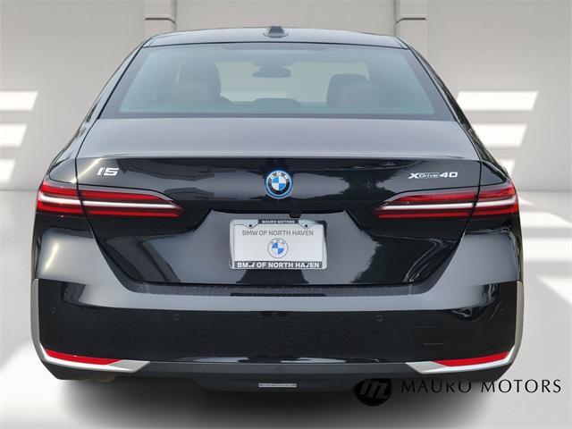 Photo of 2025 Black BMW i5