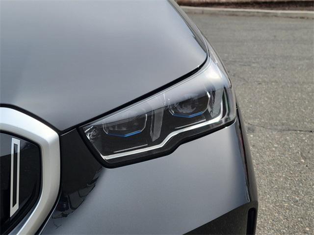 Photo of 2025 Black BMW i5