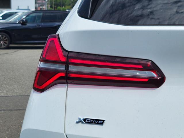 Photo of 2025 White BMW X3