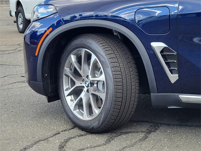 Photo of 2025 Gray BMW X3