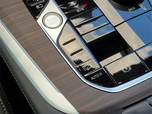 Photo of 2025 Gray BMW X3