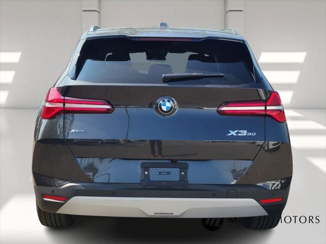 Photo of 2025 Gray BMW X3
