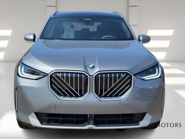 Photo of 2025 Gray BMW X3