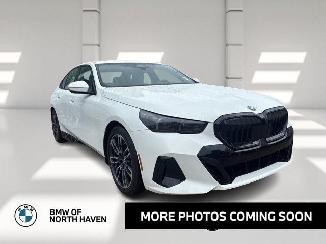 Photo of 2024 White BMW 530
