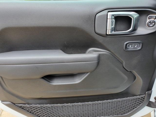 Photo of 2025 Bright White Clearcoat Jeep Wrangler 4xe