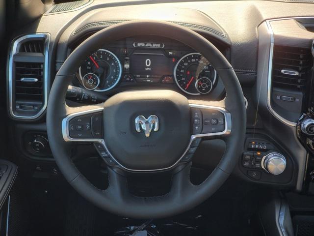 Photo of 2026 Diamond Black Crystal Pearlcoat RAM 1500