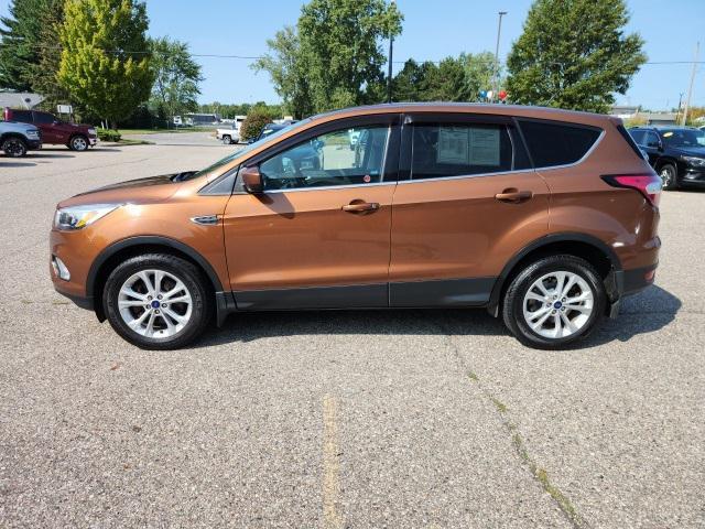Photo of 2017 Orange Ford Escape