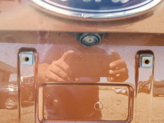 Photo of 2017 Orange Ford Escape