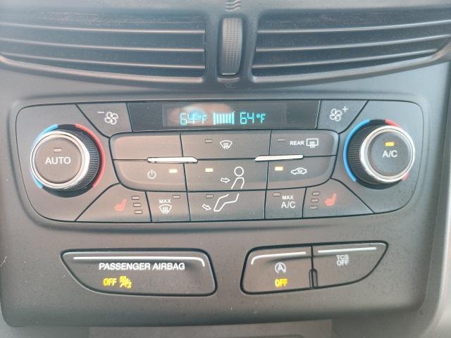 Photo of 2017 Orange Ford Escape