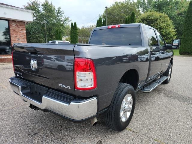 Photo of 2024 Granite Crystal Metallic Clearcoat RAM 2500