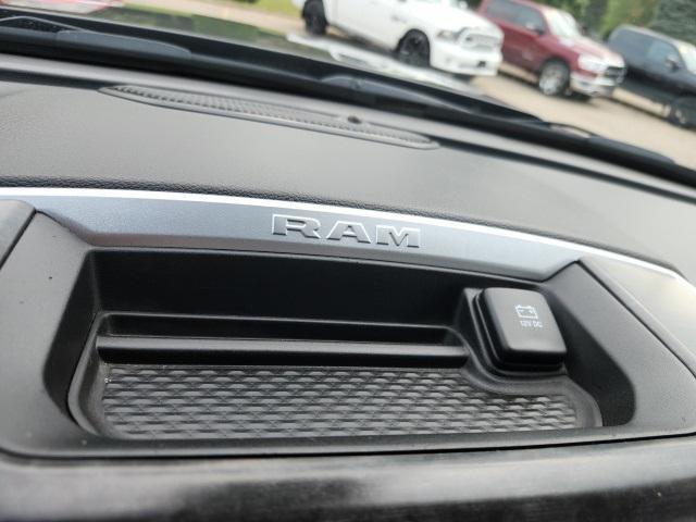 Photo of 2024 Granite Crystal Metallic Clearcoat RAM 2500