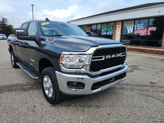 Photo of 2024 Granite Crystal Metallic Clearcoat RAM 2500