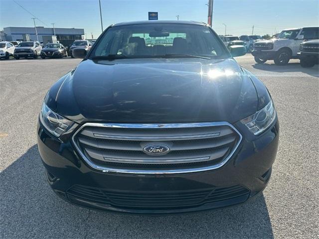 Photo of 2017 Shadow Black Ford Taurus