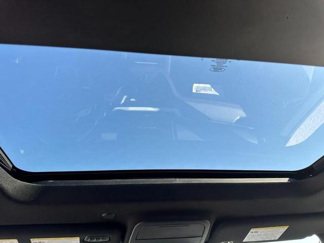 Photo of 2025 White Tri-Coat Ford Explorer