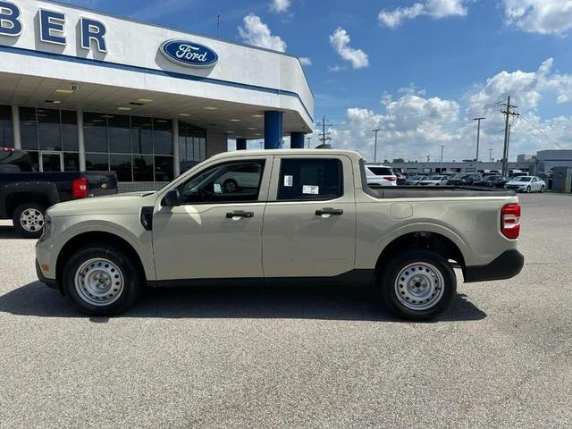 Photo of 2025 Desert Sand Ford Maverick