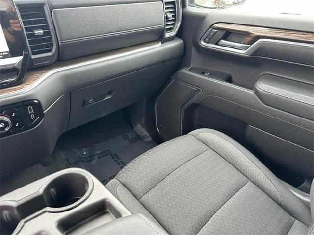 Photo of 2022 Summit White Chevrolet Silverado 1500