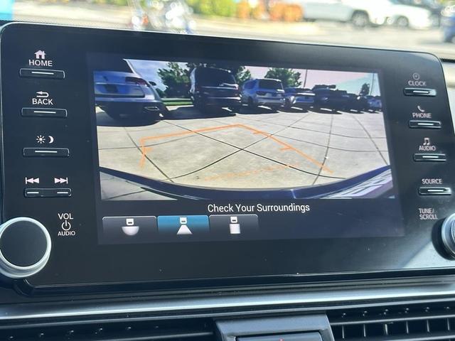 Photo of 2022 Crystal Black Pearl Honda Accord