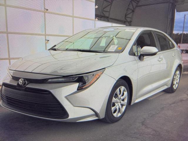 Photo of 2024 Classic Silver Metallic Toyota Corolla