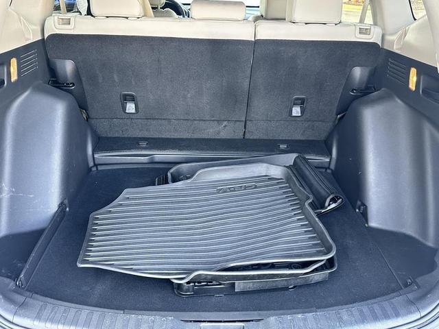 Photo of 2022 Platinum White Pearl Honda CR-V