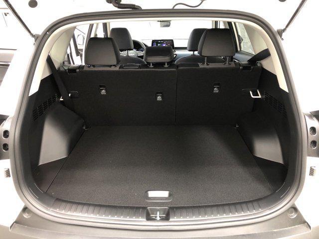 Photo of 2023 Snow White Pearl Kia Seltos
