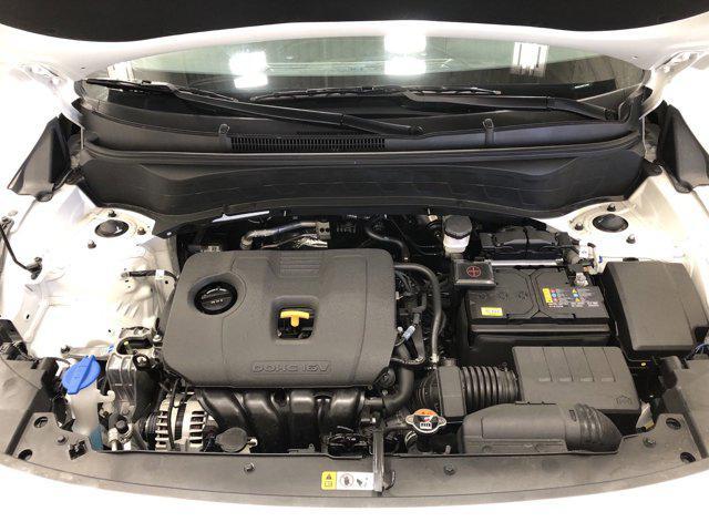 Photo of 2023 Snow White Pearl Kia Seltos