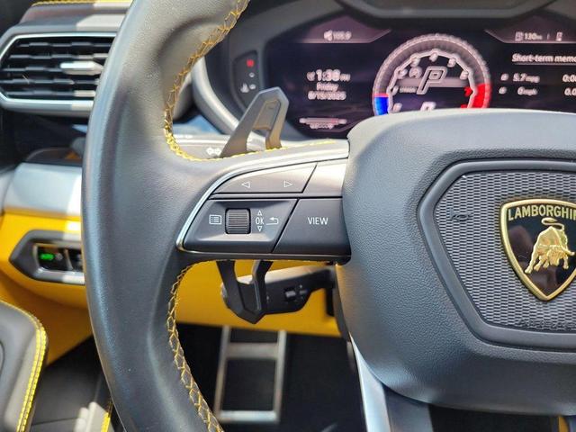 Photo of 2019 Gialllo Auge Lamborghini Urus