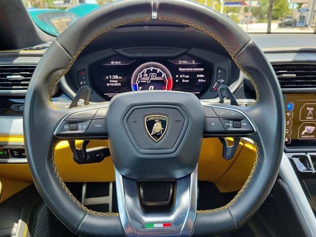 Photo of 2019 Gialllo Auge Lamborghini Urus