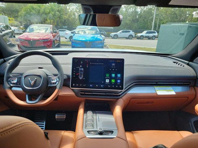 Photo of 2024 White VinFast VF 9