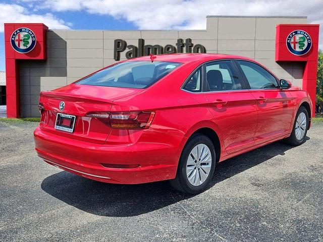 Photo of 2019 Tornado Red Volkswagen Jetta