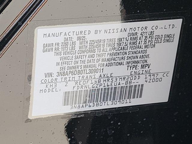 Photo of 2026 Super Black Nissan Kicks