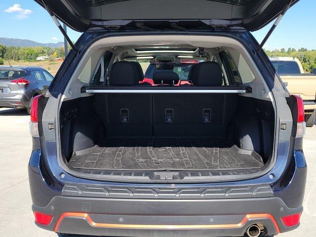 Photo of 2020 Dark Blue Pearl Subaru Forester