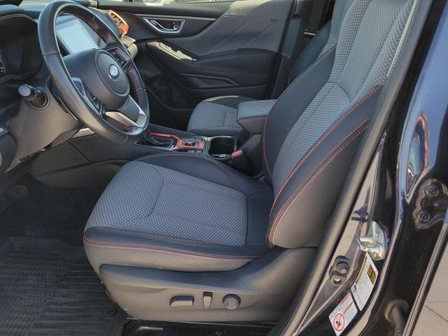 Photo of 2020 Dark Blue Pearl Subaru Forester