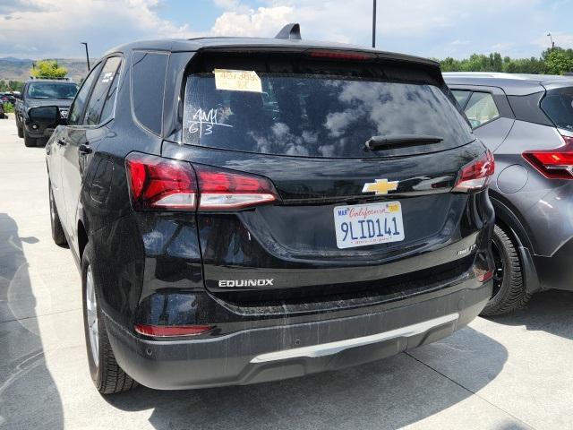 Photo of 2024 Mosaic Black Metallic Chevrolet Equinox