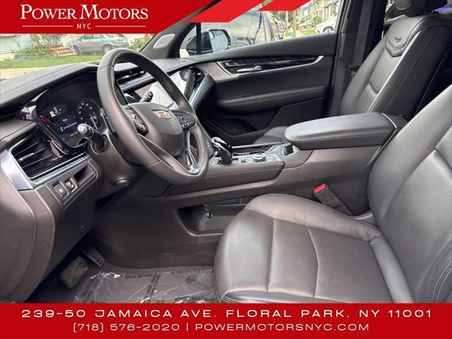 Photo of 2024 Stellar Black Metallic Cadillac XT6