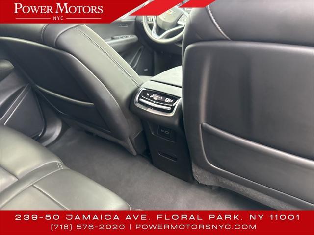 Photo of 2024 Stellar Black Metallic Cadillac XT6