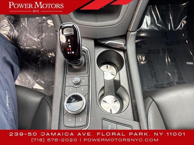 Photo of 2024 Stellar Black Metallic Cadillac XT6