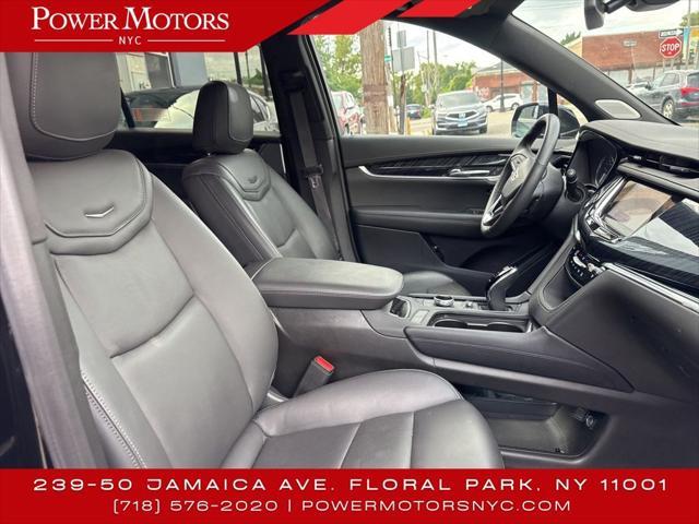 Photo of 2024 Stellar Black Metallic Cadillac XT6