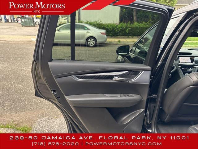 Photo of 2024 Stellar Black Metallic Cadillac XT6
