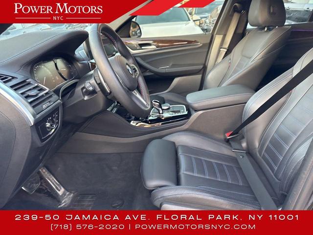Photo of 2022 Gray BMW X4