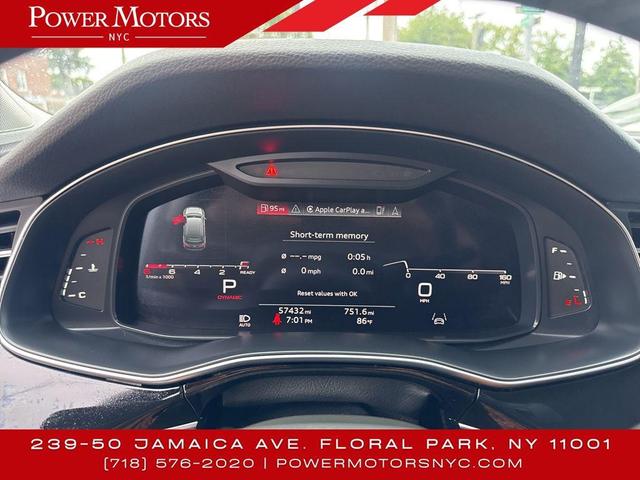 Photo of 2023 Mythos Black Metallic Audi Q7