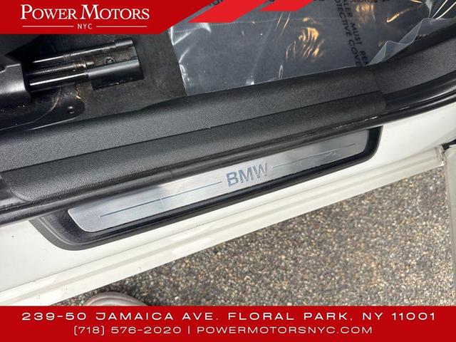 Photo of 2020 Alpine White BMW 330