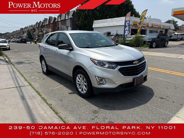 Photo of 2020 Silver Ice Metallic Chevrolet Equinox