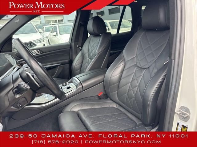 Photo of 2023 Phytonic Blue Metallic BMW X5 PHEV