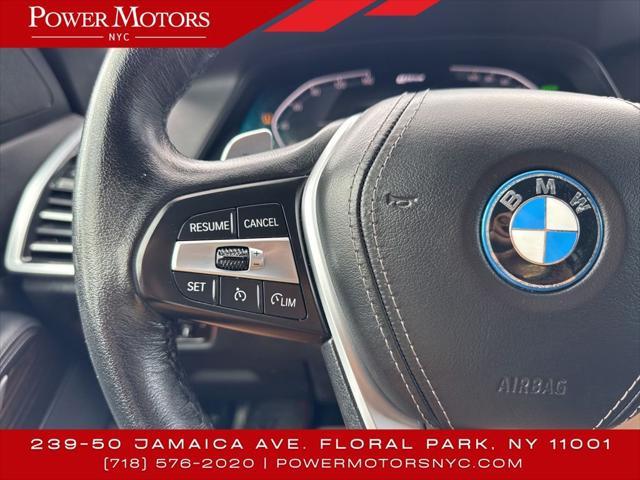 Photo of 2023 Phytonic Blue Metallic BMW X5 PHEV