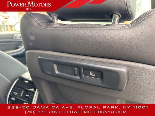Photo of 2023 Phytonic Blue Metallic BMW X5 PHEV