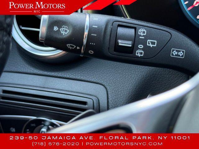 Photo of 2021 White Mercedes-Benz GLC 300