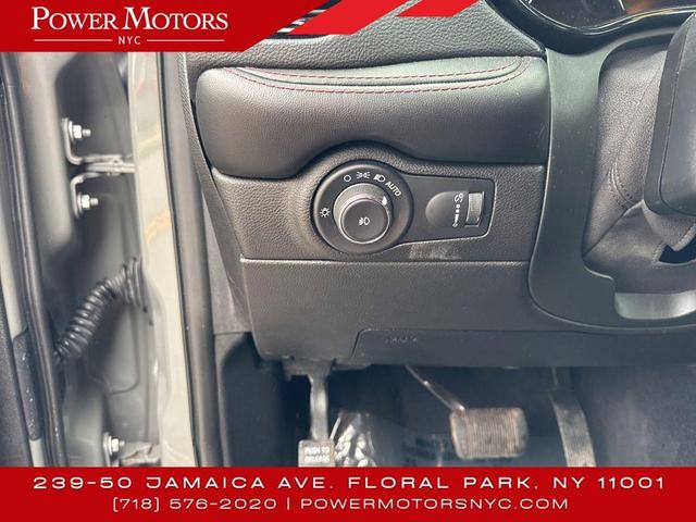 Photo of 2021 Destroyer Gray Clearcoat Dodge Durango