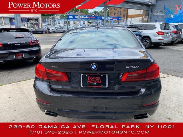 Photo of 2020 Dark Graphite Metallic BMW 540