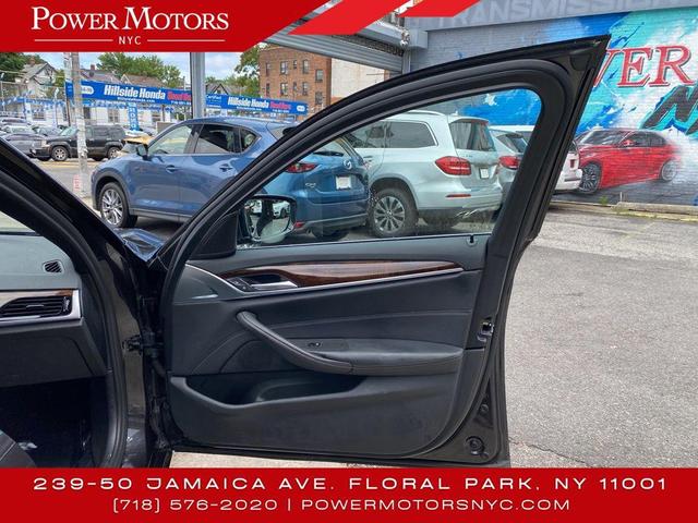 Photo of 2020 Dark Graphite Metallic BMW 540
