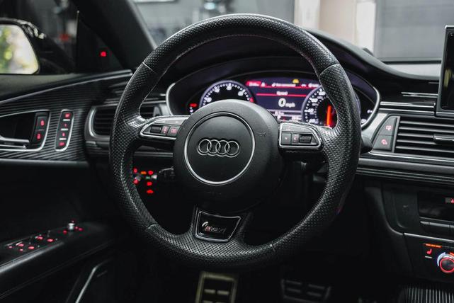 Photo of 2014 Black Audi RS 7